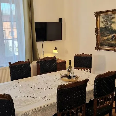 Historisches Ambiente Im Fuerstenbahnhof Lübstorf